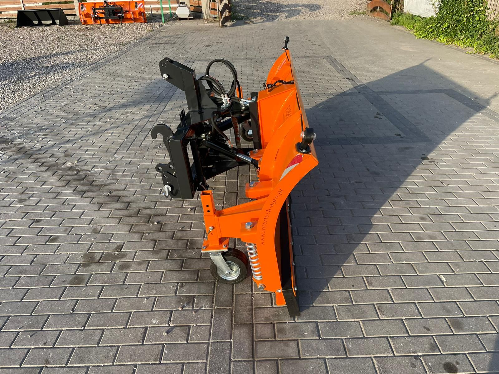 Intertech Schneepflug PSSH-04 3