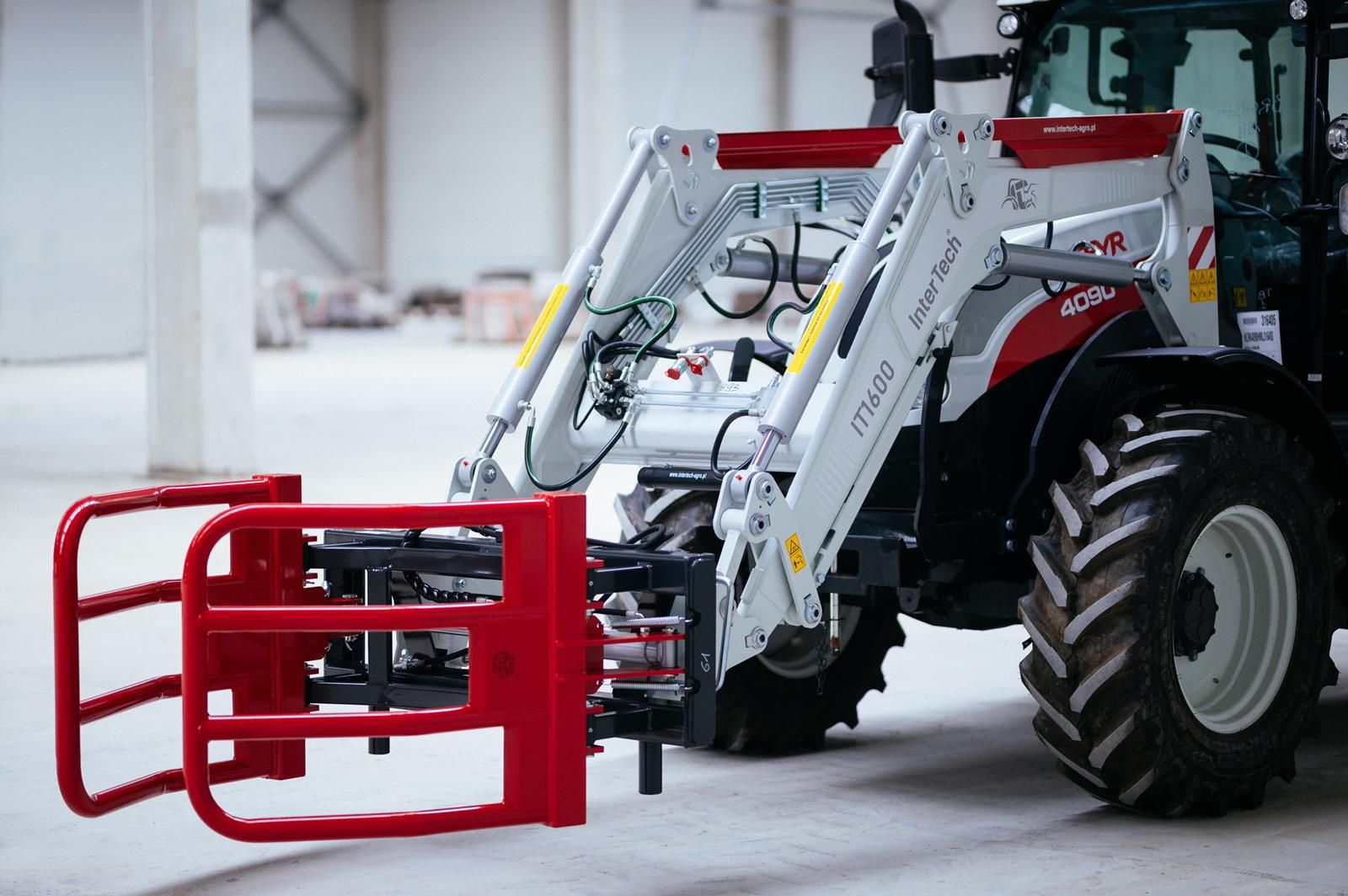 Intertech Frontlader fur Steyr  1