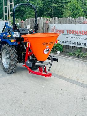 Tornado Kommunaler Salz-/Sandstreuer DEXWAL PK MINI 