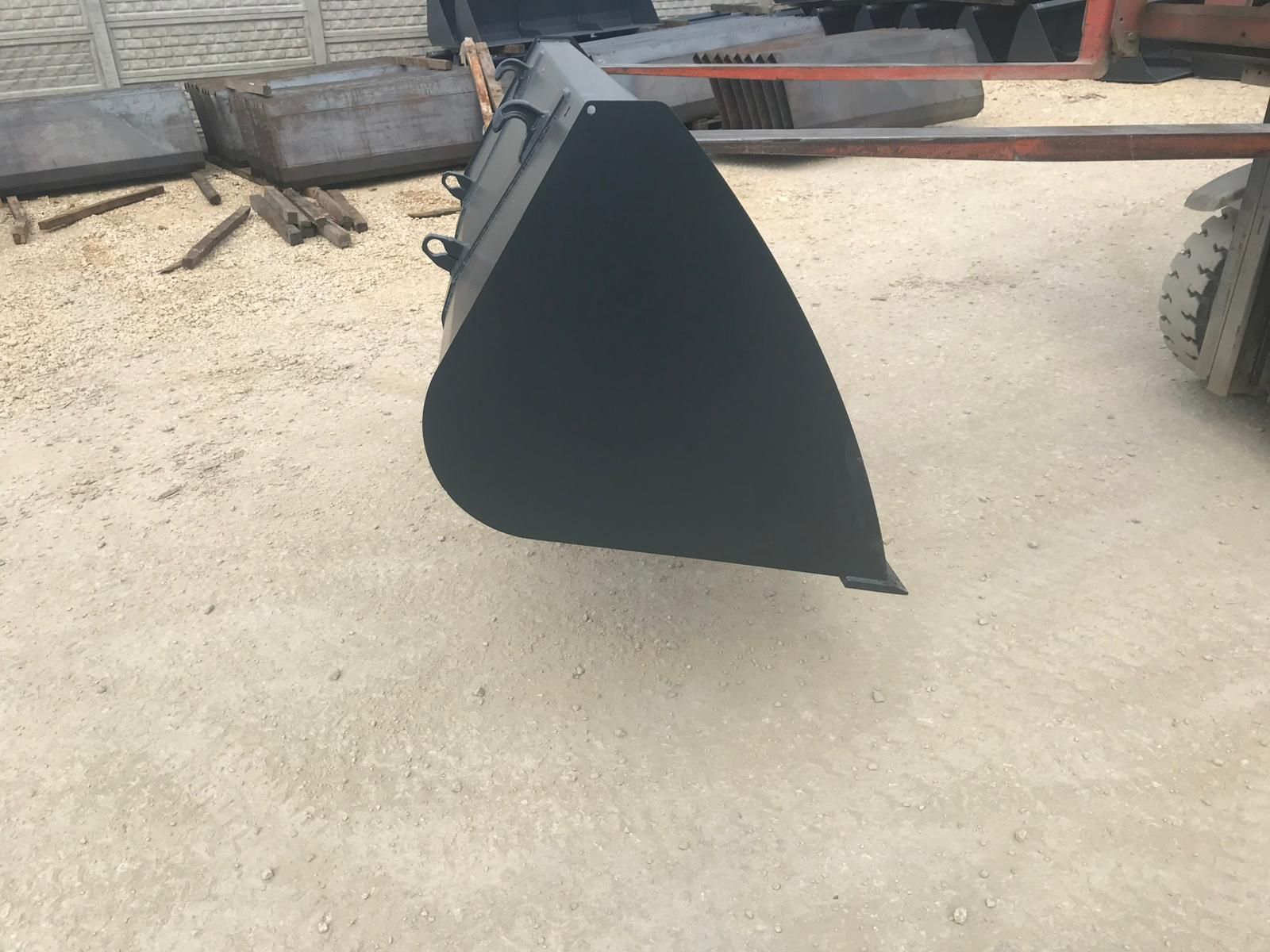 Tornado Volumenschaufel fur frontlader, hoflader, Liefer 2
