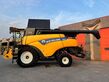 New Holland CR8.90