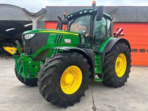 John Deere 6215R 3