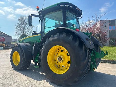 John Deere 8345R 3