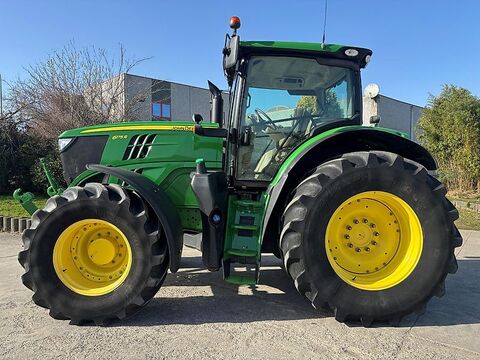 John Deere 6175R 2