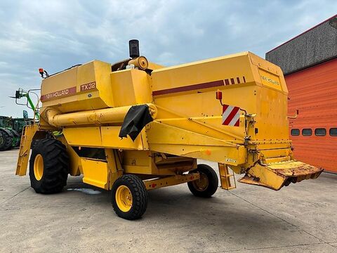 New Holland TX 32 3