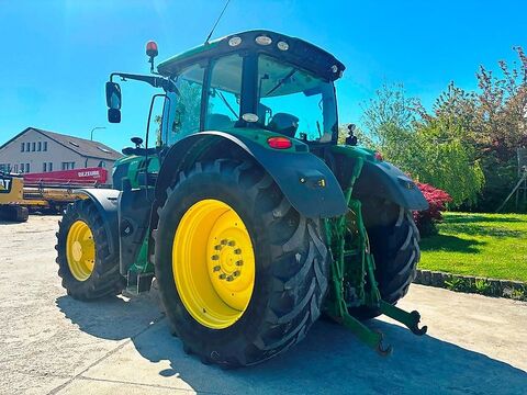 John Deere 6175R 3