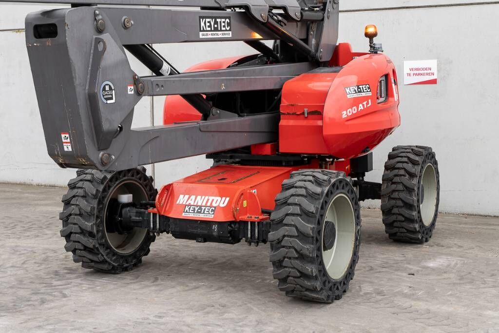 Manitou 200 ATJ 2