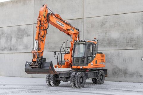 Doosan DX 140 W-3