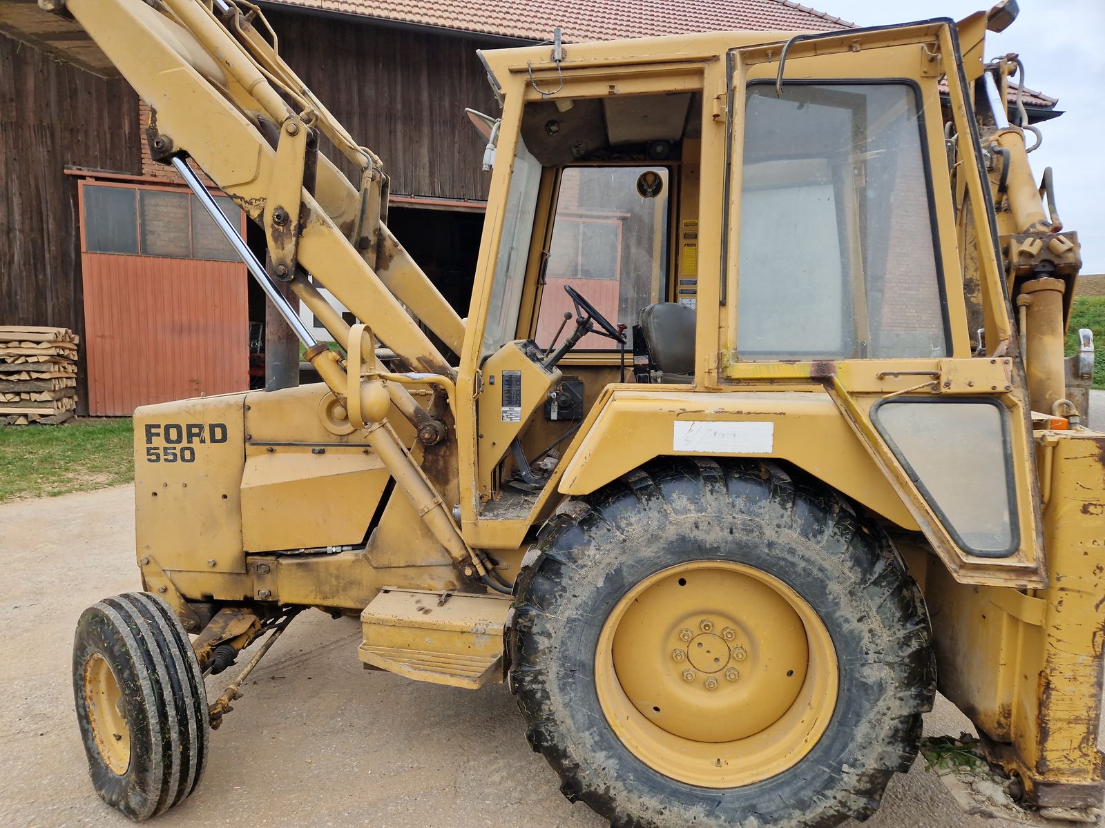 Ford  550 2