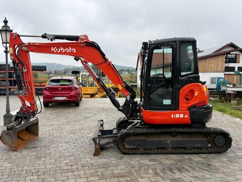 Kubota U55-4