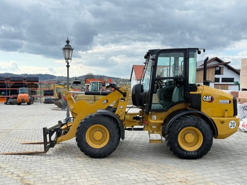 CAT 908 M