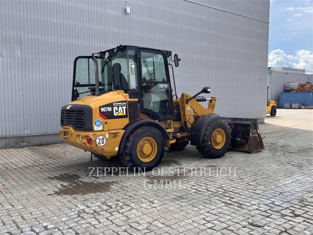 CAT 907M 3