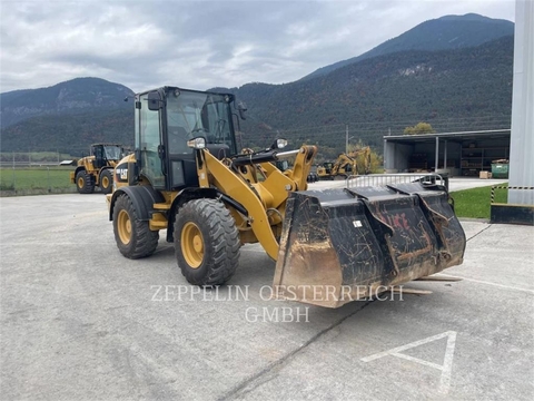 CAT 908M