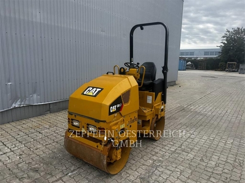 CAT CB1.7