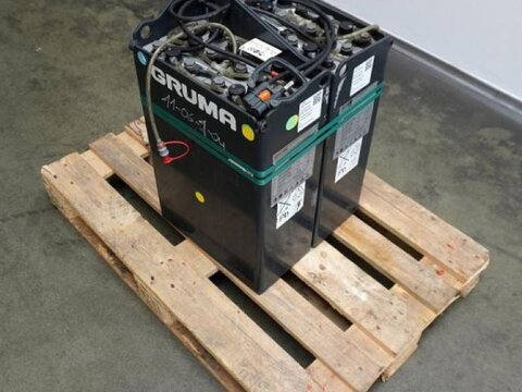Sonstige 24 Volt 3 PzS 375 Ah