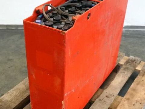 24 Volt 3 PzS 375 Ah 2