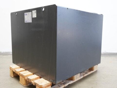 Sonstige 80 Volt 6 PzS 930 Ah