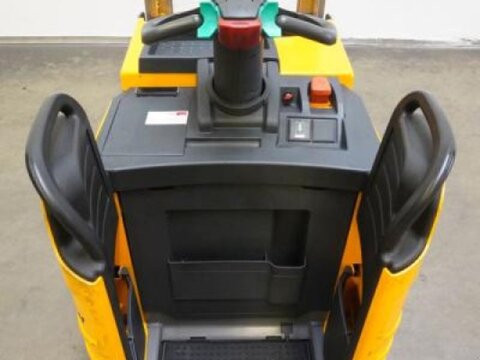 Jungheinrich ERD220 3