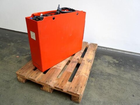 24 Volt 3 PzS 375 Ah 2