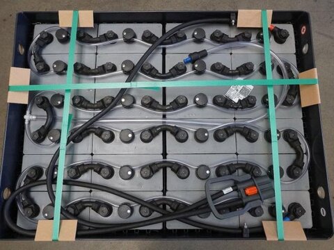 48 Volt 5 PzS 775 Ah 3