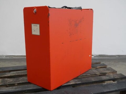 24 Volt 3 PzS 375 Ah 2