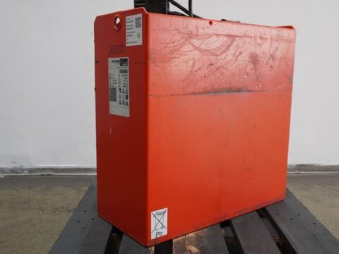 Sonstige 24 Volt 3 PzS 375 Ah
