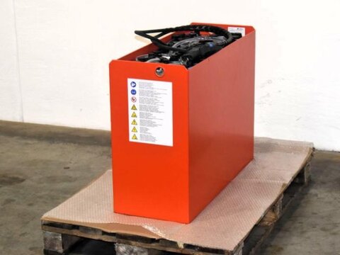 24 Volt 5 PzS 625 Ah 2