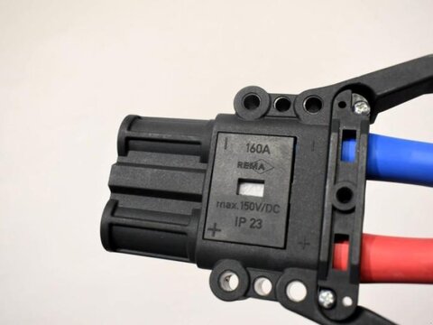 24 Volt 5 PzS 625 Ah 3