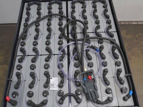 80 Volt 5 PzS 775 Ah 3