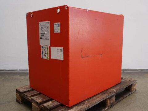Sonstige 48 Volt 5 PzS 775 Ah
