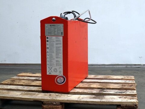 Sonstige 24 Volt 3 PzB 225 Ah