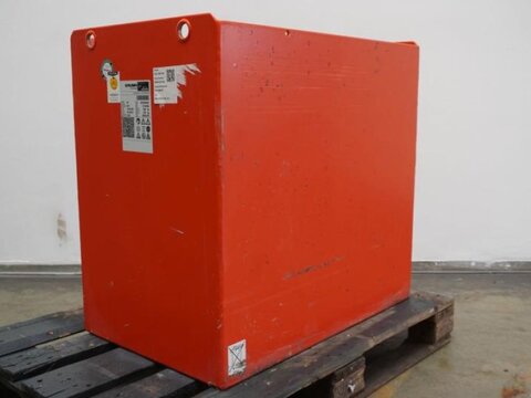 Sonstige 48 Volt 4 PzS 620 Ah