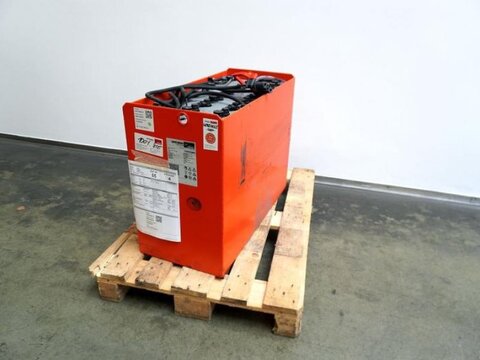 24 Volt 6 PzS 750 Ah 1