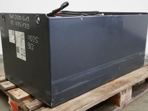 Sonstige 80 Volt 3 PzS 240 Ah