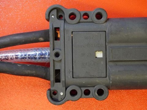 Intronic B EU E 24V/80A 2