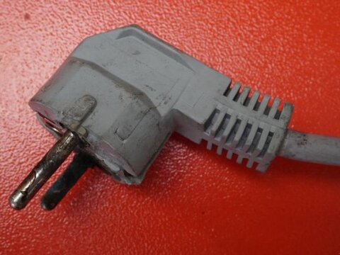 Intronic B EU E 24V/80A 3