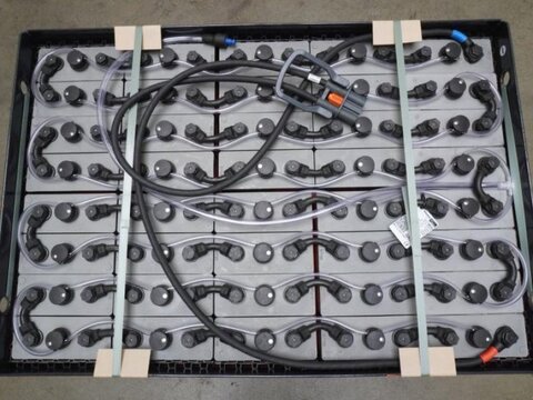 80 Volt 4 PzS 500 Ah 3