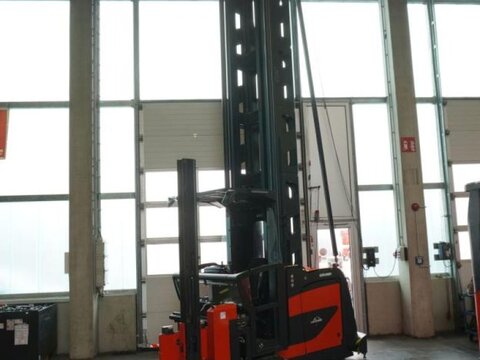 Linde K-Schwenkschubgabel 011