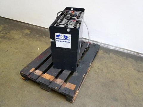 24 Volt 5 PzS 575 Ah 2