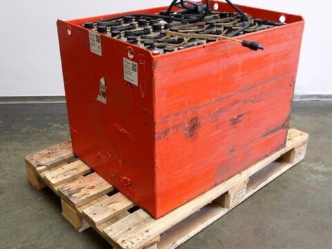 Sonstige 48 Volt 5 PzS 625 Ah