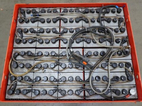 80 Volt 5 PzS 775 Ah 3