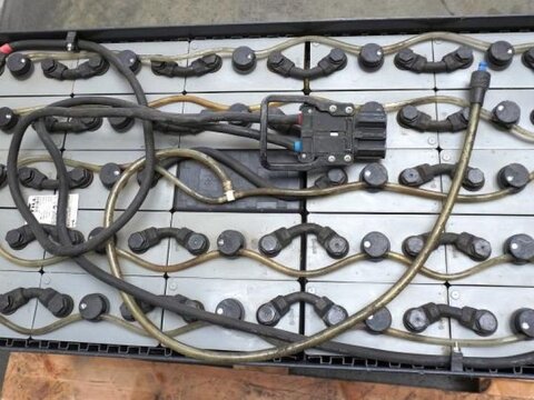 48 Volt 5 PzS 625 Ah 3