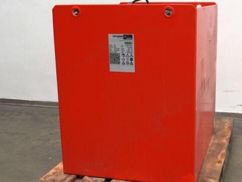 48 Volt 5 PzS 700 Ah 1