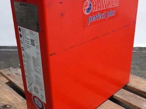 24 Volt 2 PzS 230 Ah 1