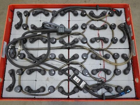 48 Volt 5 PzS 625 Ah 3