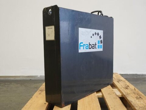 24 Volt 2 PzB 150 Ah 2