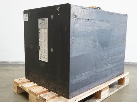 Sonstige 80 Volt 4 PzQ 688 Ah