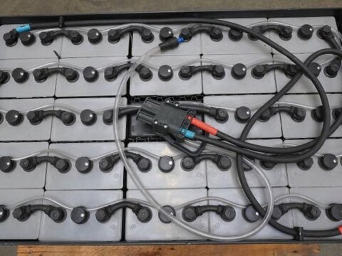 48 Volt 6 PzS 750 Ah 3