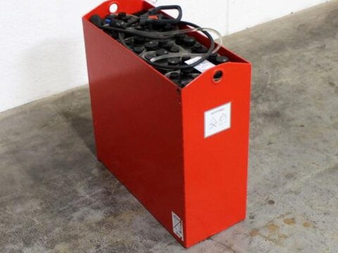 24 Volt 3 PzB 225 Ah 2