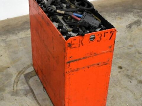 24 Volt 3 PzS 360 Ah 2